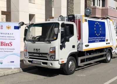 Two specialised trucks for the collection of solid waste procured within the “BinS” project